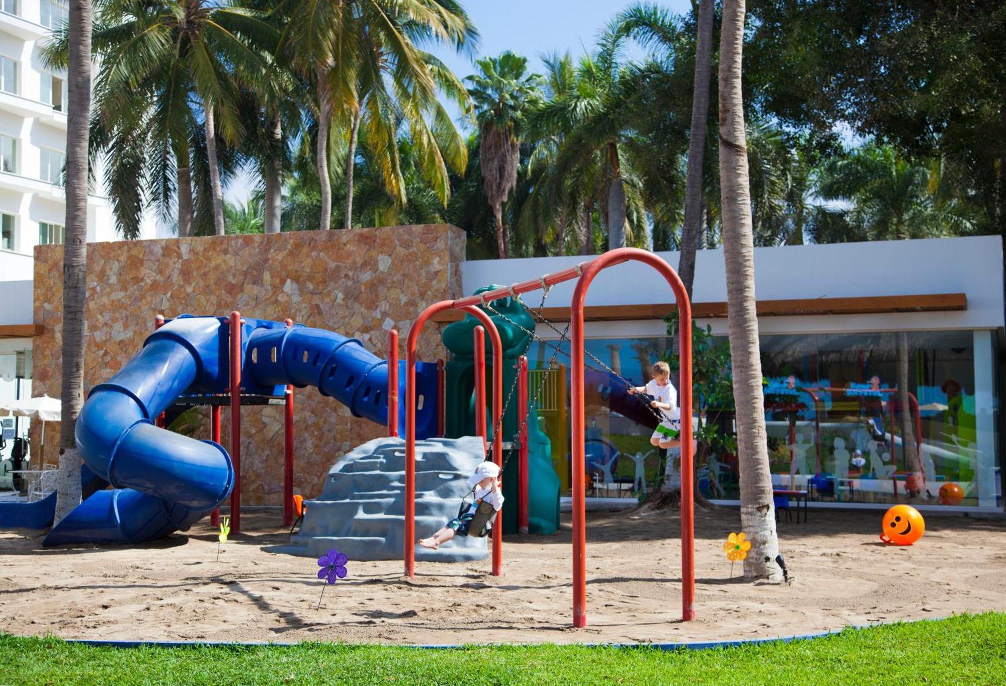 Krystal Vallarta Puerto Vallarta Exterior photo